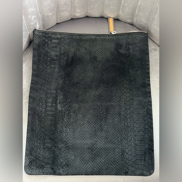 August black suede large fold over Clutch - Picture 2 of 7